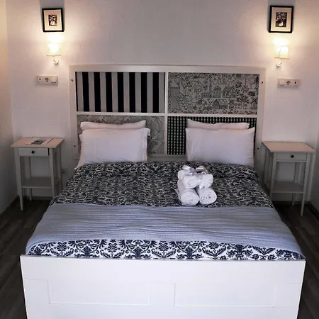 Гостевой дом Yasemin (adults Only) 3*