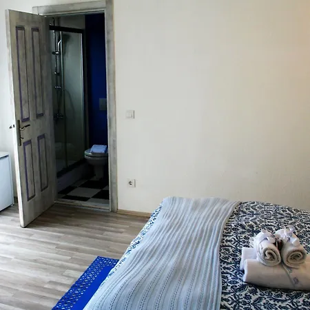 Yasemin (adults Only) 3*