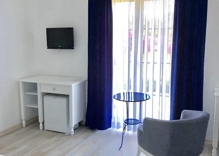 Yasemin (adults Only) Alacati