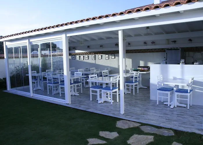 Πανσιόν Yasemin (adults Only) 3*