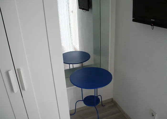 Yasemin (adults Only)