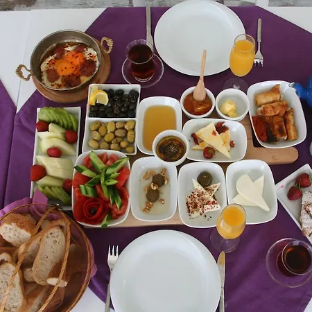 Yasemin (adults Only) 3*