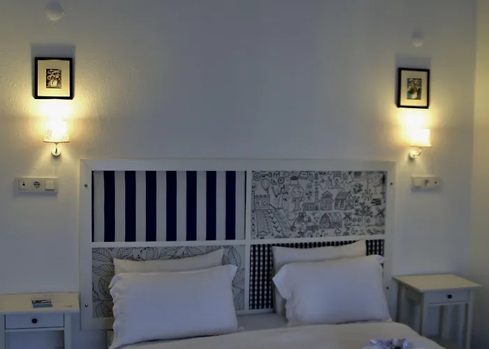 Pensión Yasemin (adults Only)