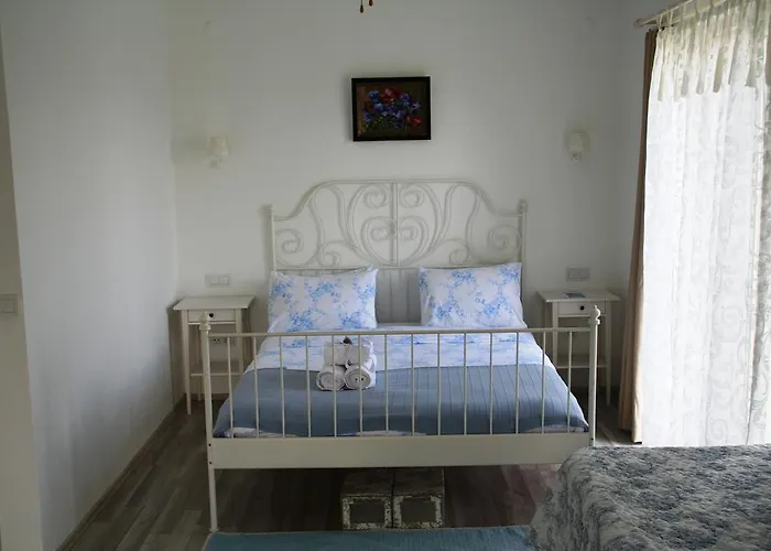 Yasemin (adults Only)